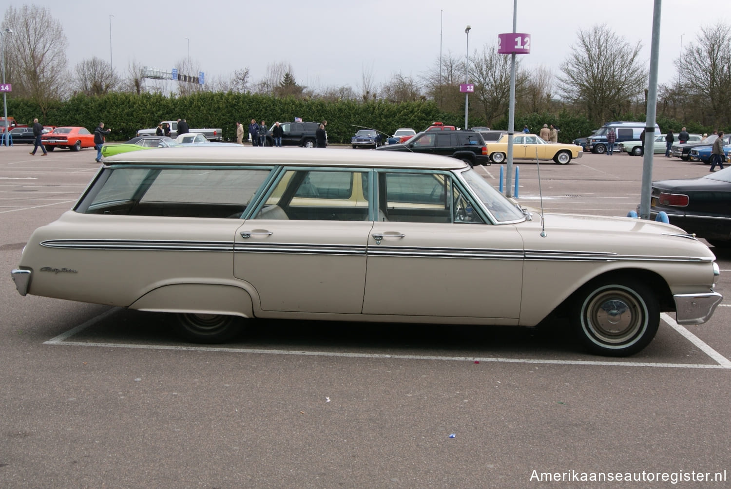 Ford Country Sedan uit 1962